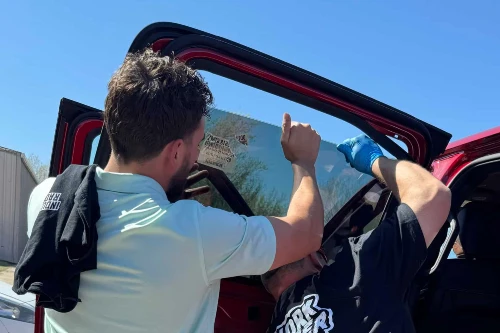 Experienced Glass Technicians