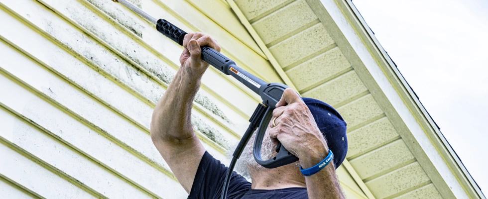 deck immediately deck power wash by professionals