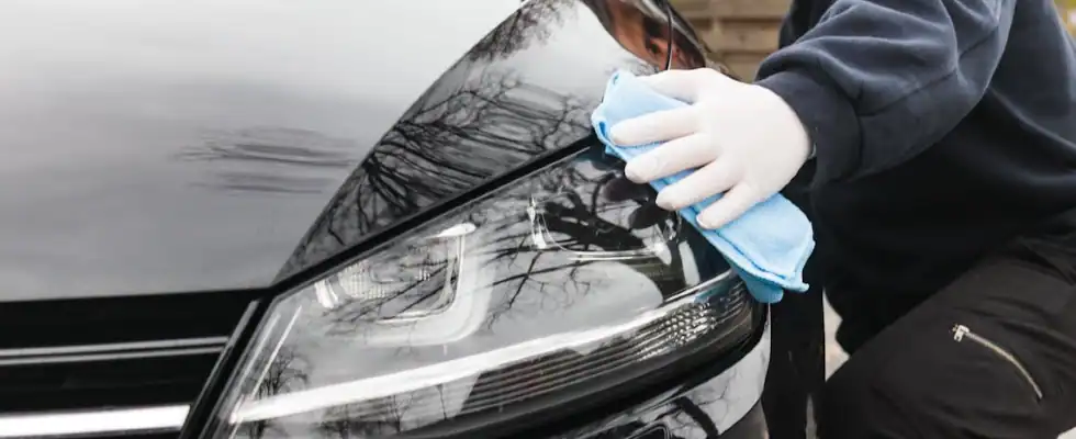 Protecting aluminum surface